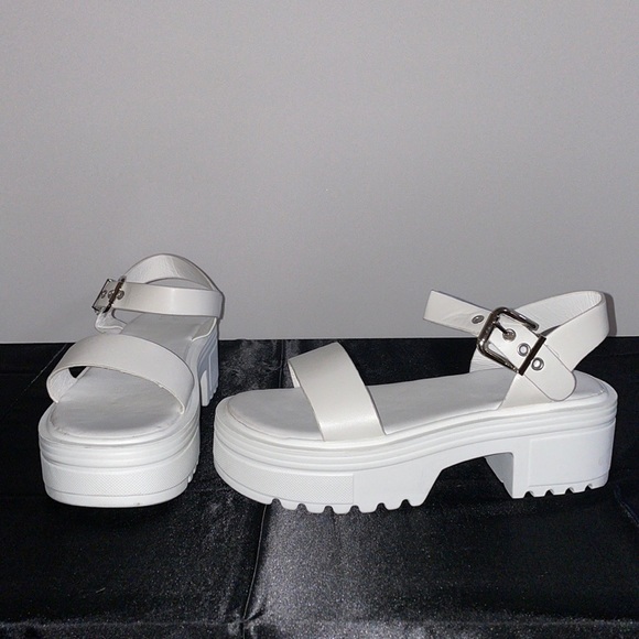 Ready Salted - Juliette2 - Classic Chunky Block Heel Platform Sandals - Picture 1 of 16